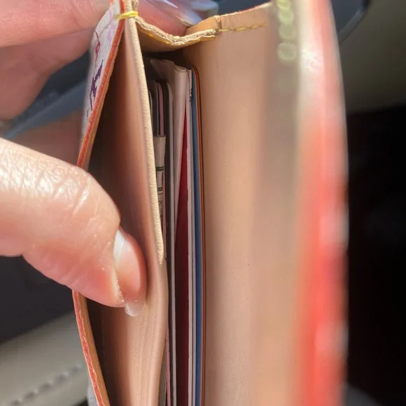 Reposhing  🤩 LV White Multicolor Flap Card coin case holder wallet 💚💛💗💙❤️💜 - Picture 9 of 16